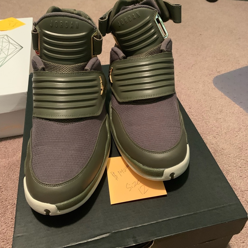 Nike shoes
